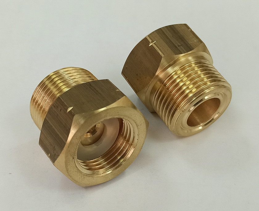 Переходник (G3/4 нар. прав.- СП21,8 вн. лев.)