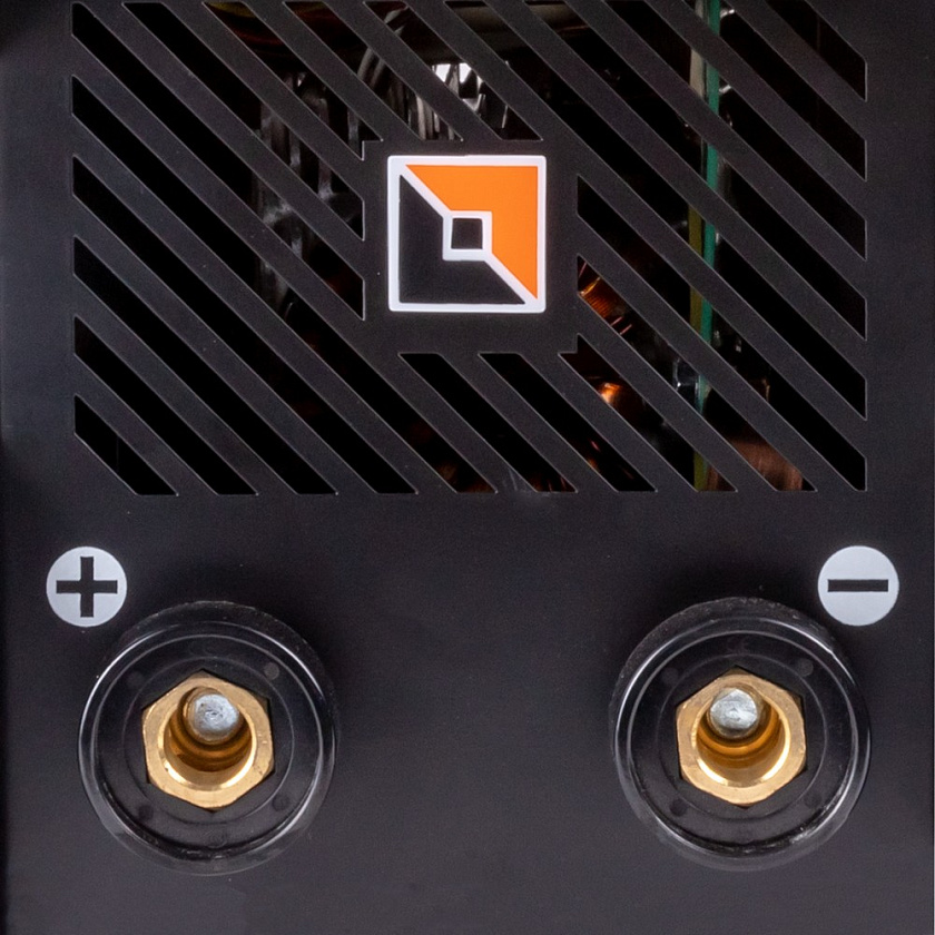 UNO MMA 200 SYN FOXWELD